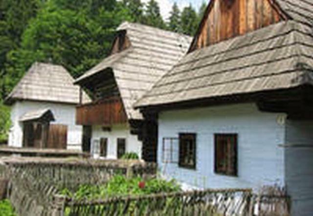Gasthaus Drevenica Pod Tlstou Blatnica Exterior foto
